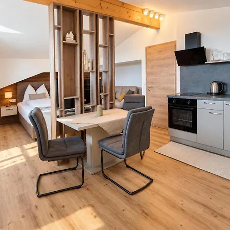 Haus Stiegler Appartamento *